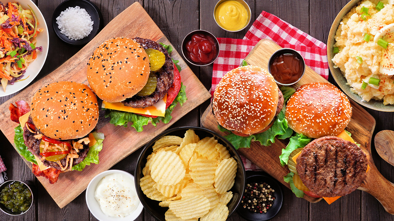 Featured image for Grill, Gather, Relax: Summer Entertaining Made Easy article