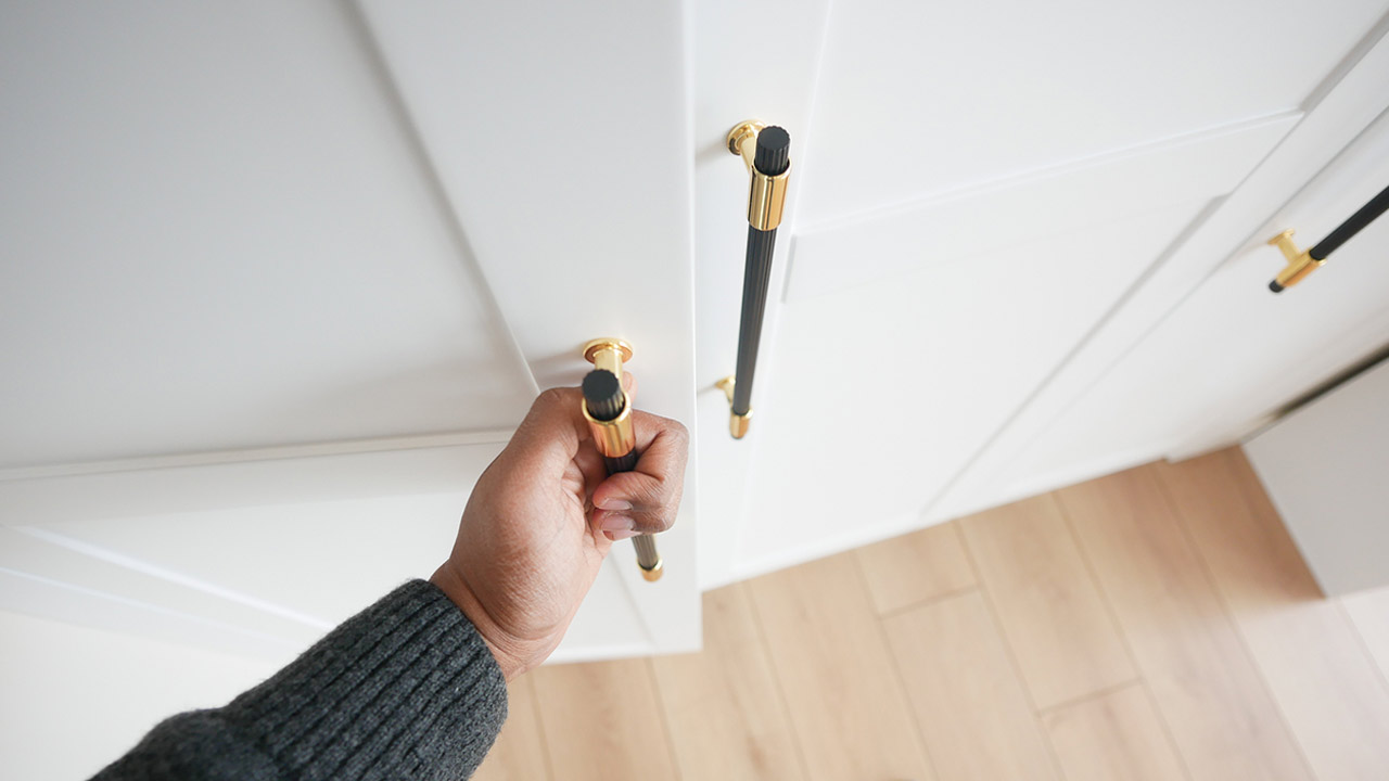 The $500 Fix That Could Add Thousands to Your Home’s Value Featured image for The $500 Fix That Could Add Thousands to Your Home’s Value article